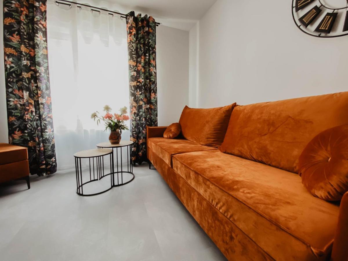 Cztery Pory Roku Apartment Wiele Exterior photo