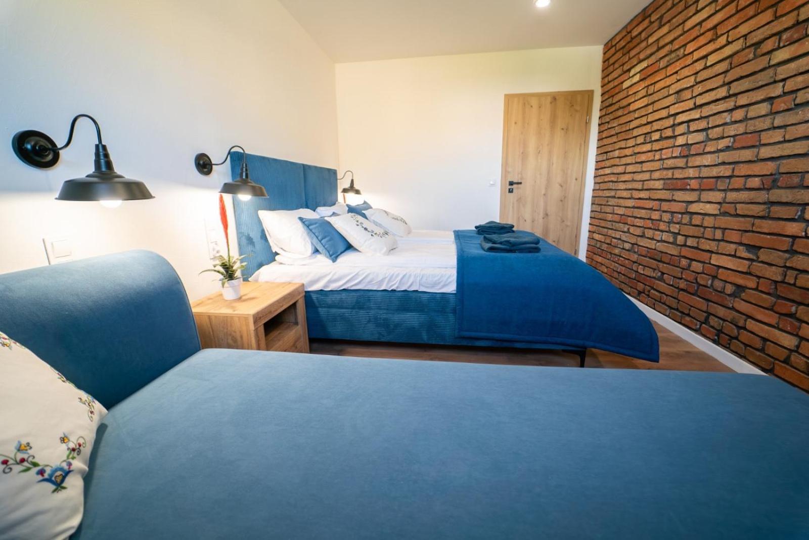Cztery Pory Roku Apartment Wiele Exterior photo