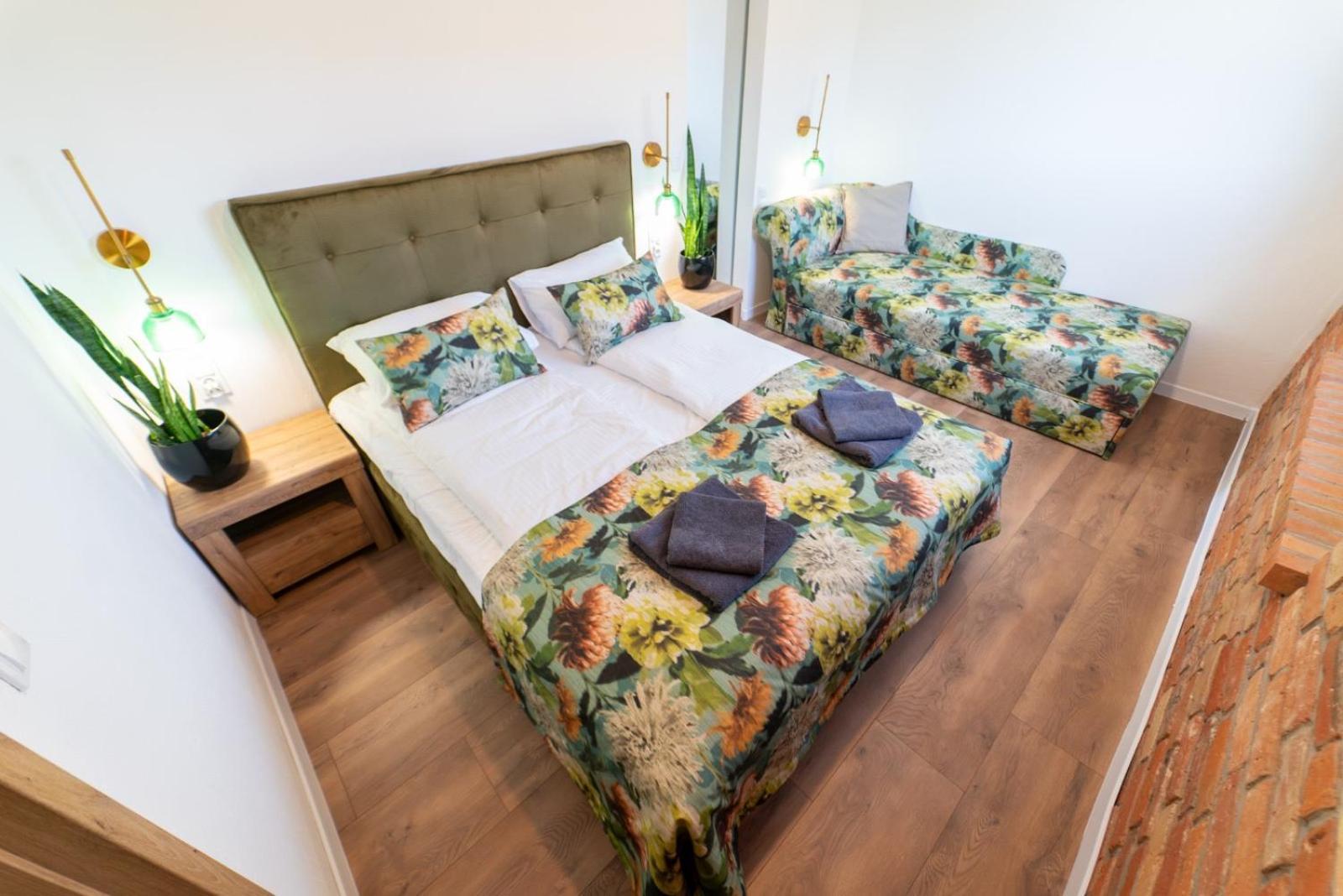 Cztery Pory Roku Apartment Wiele Exterior photo